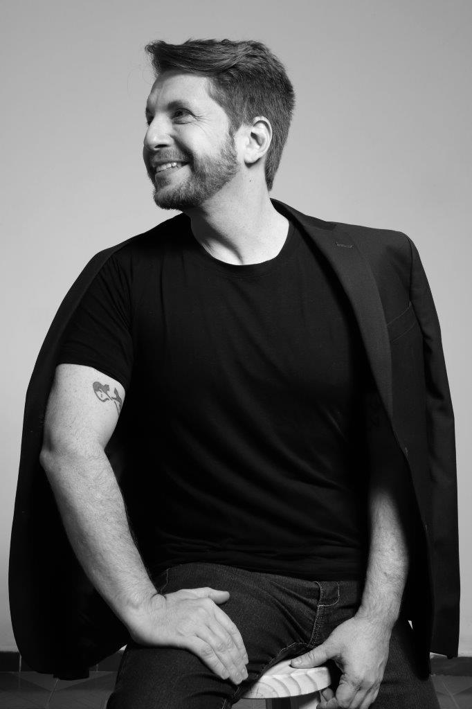 Alex Moczy - Front Management