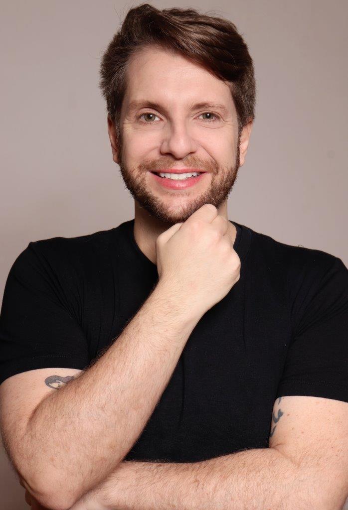 Alex Moczy - Front Management