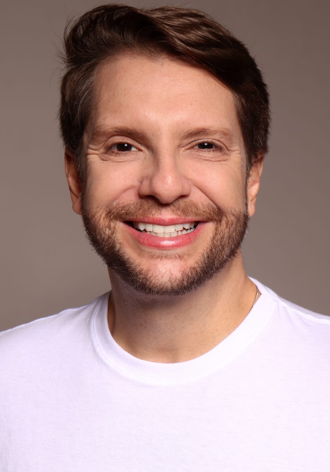 Alex Moczy - Front Management