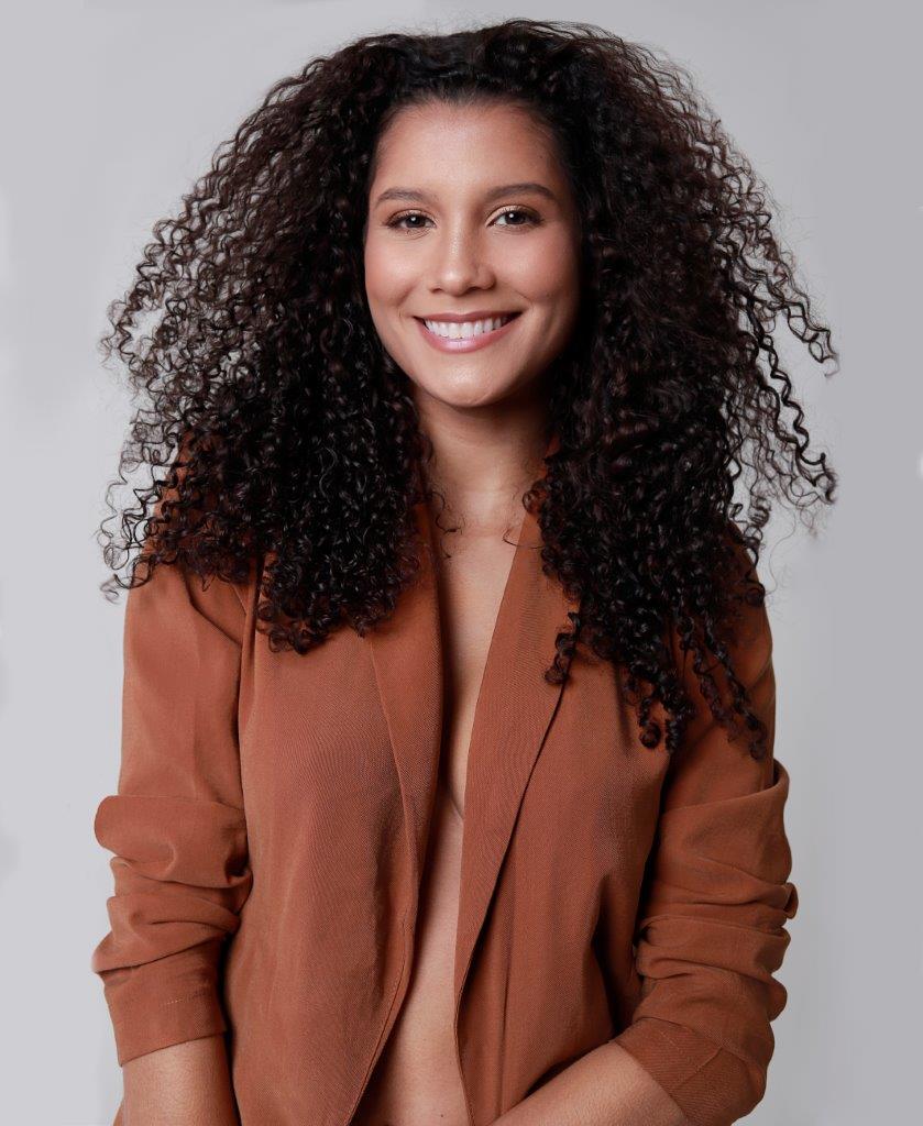 Alice Santos - Front Management