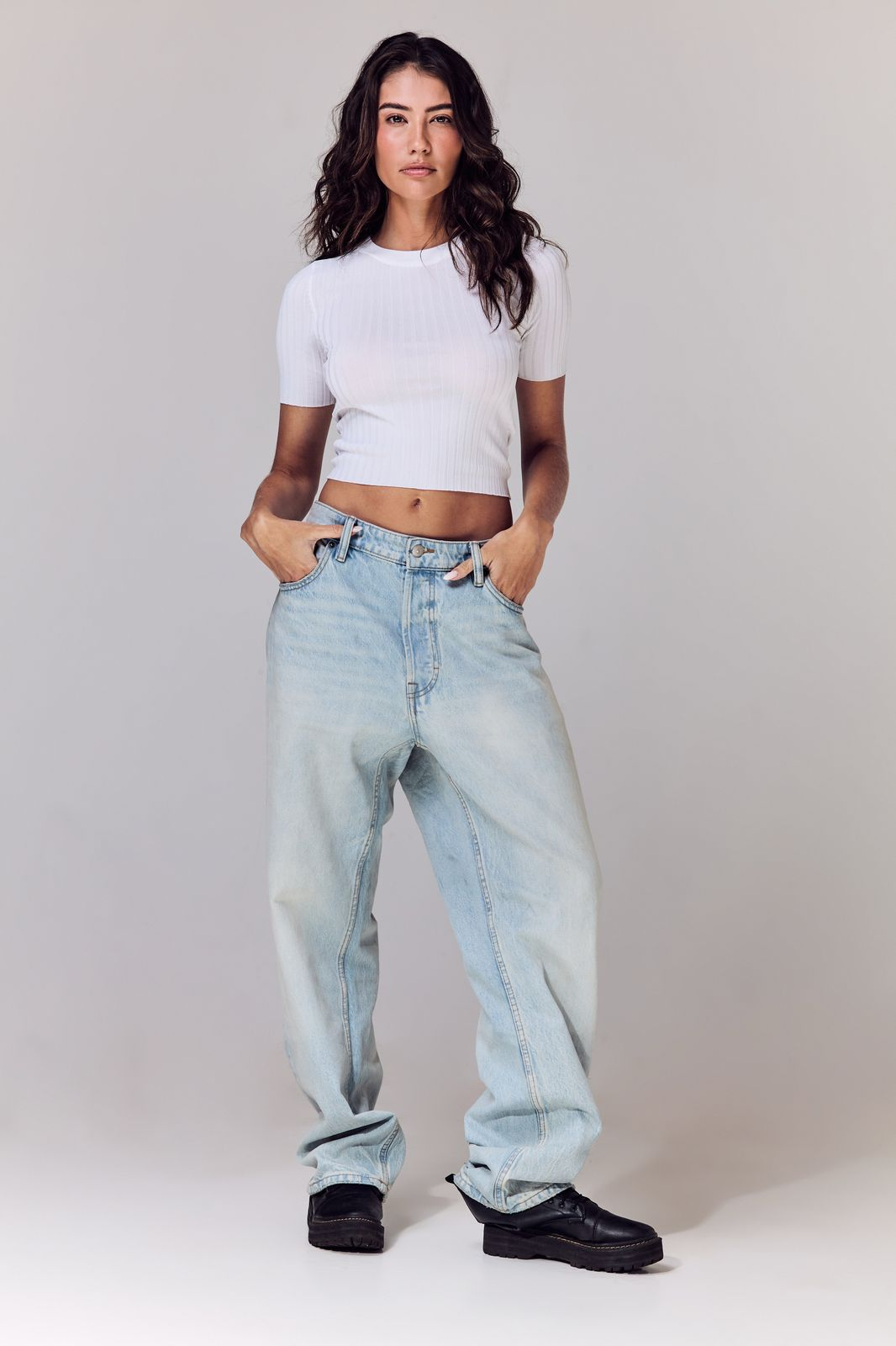 Alicia Zambello - Front Management