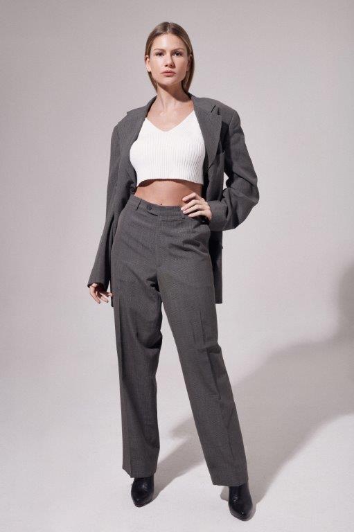 Aline Neiss - Front Management