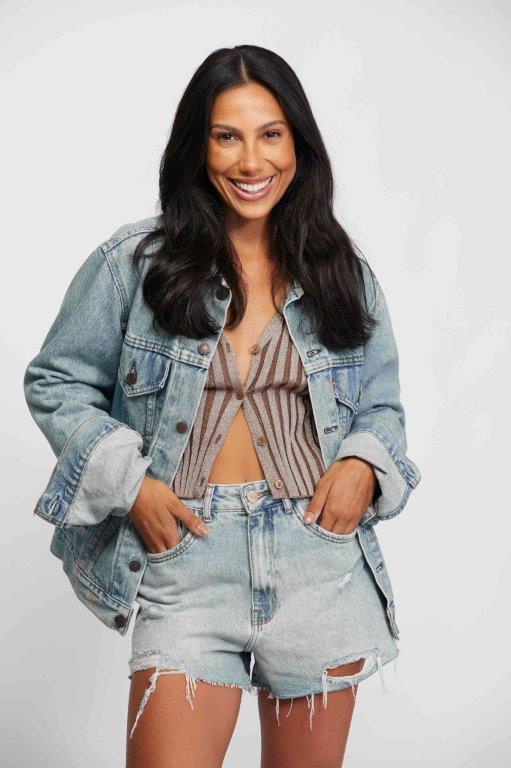 Amanda Lima - Front Management