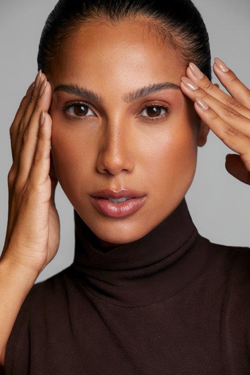 Amanda Lima - Front Management