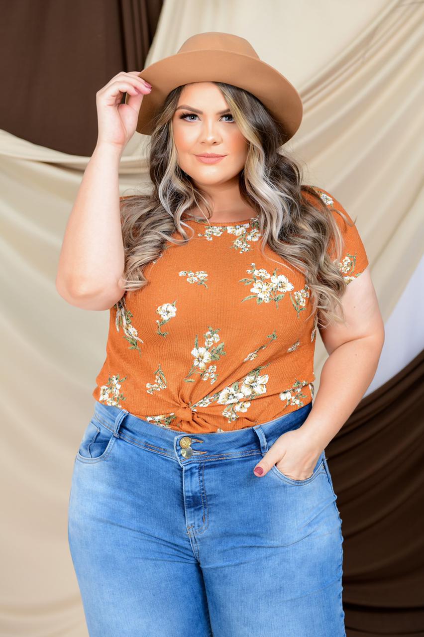 Amanda Santana - Front Management