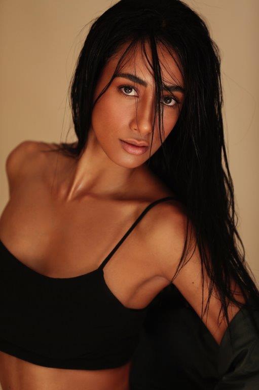 Ana Carolina Carloni - Front Management