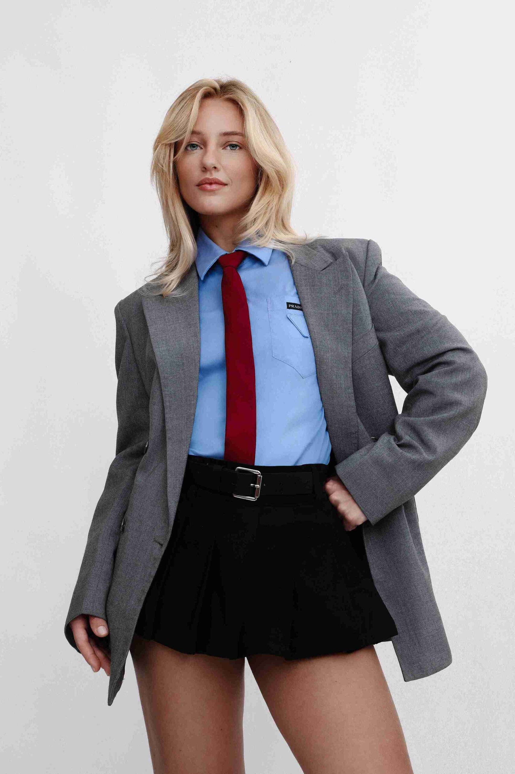 Ana Julia Krieger - Front Management