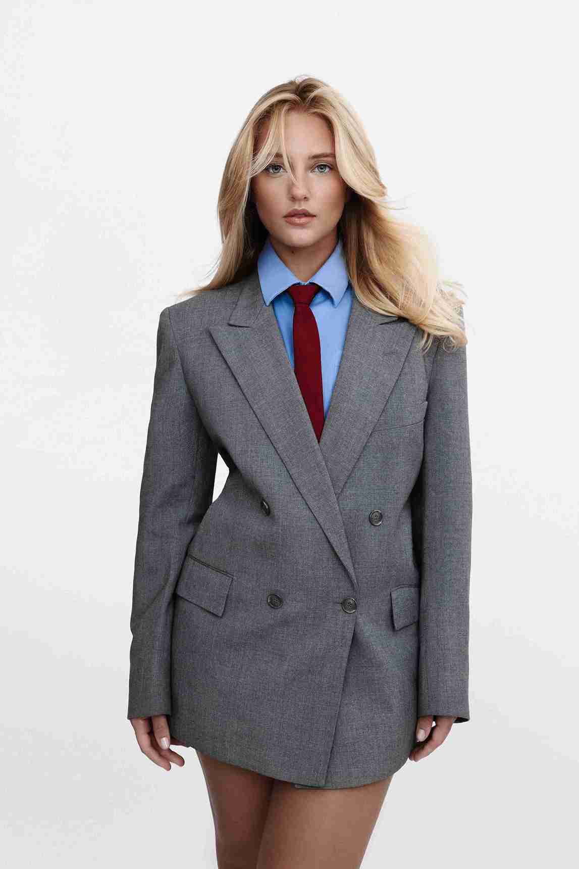 Ana Julia Krieger - Front Management