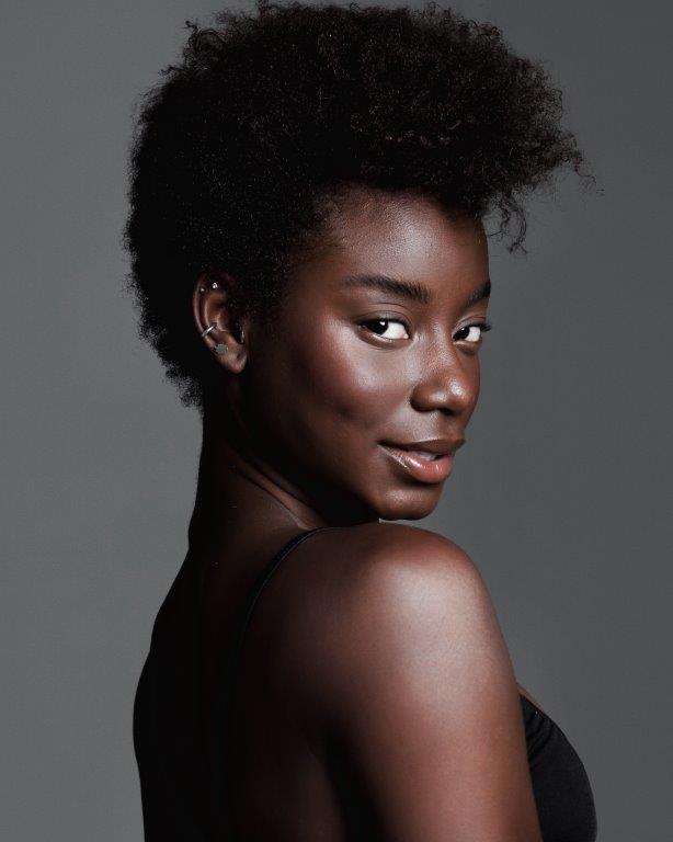 Ana Livia Santtos - Front Management