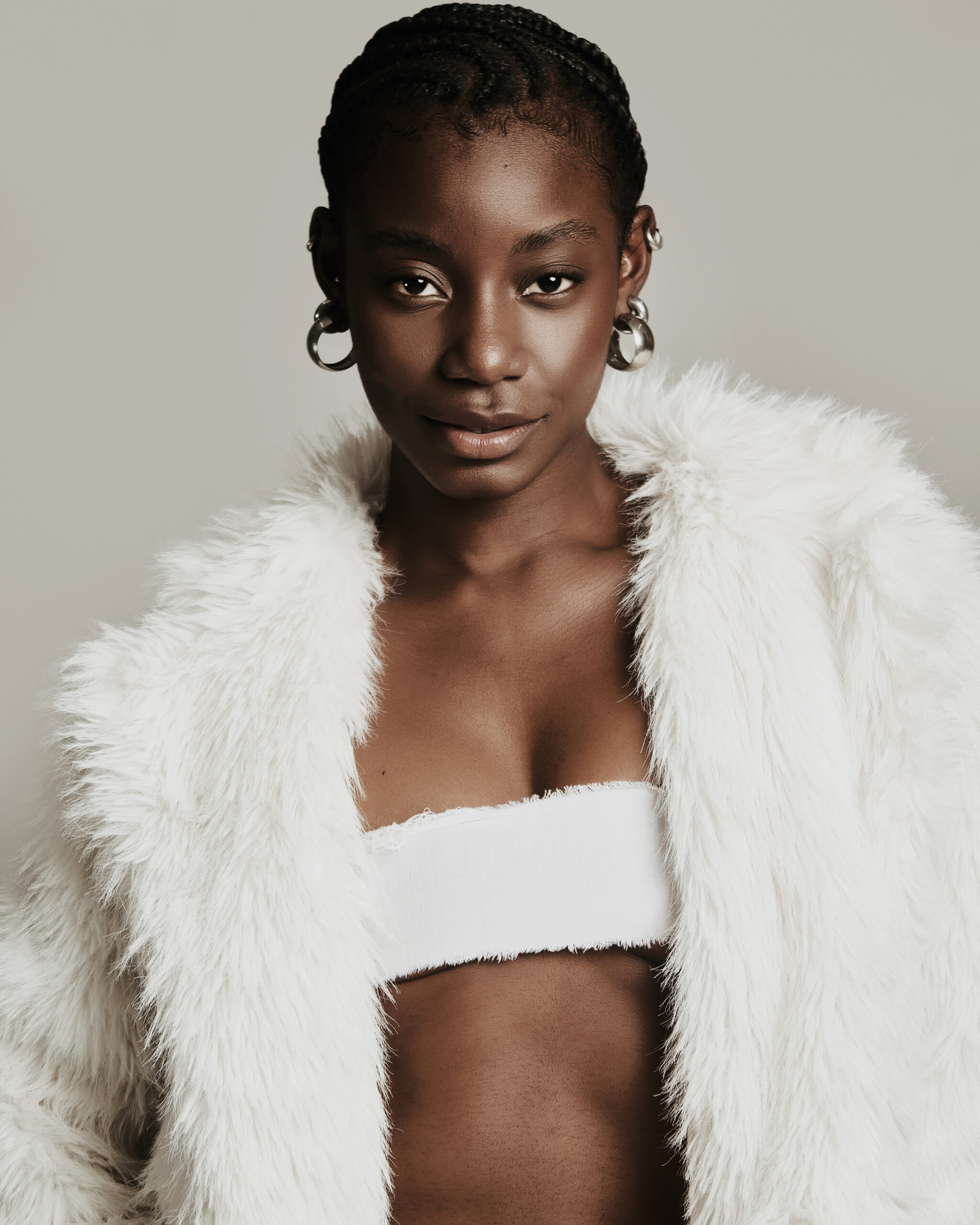 Ana Livia Santtos - Front Management