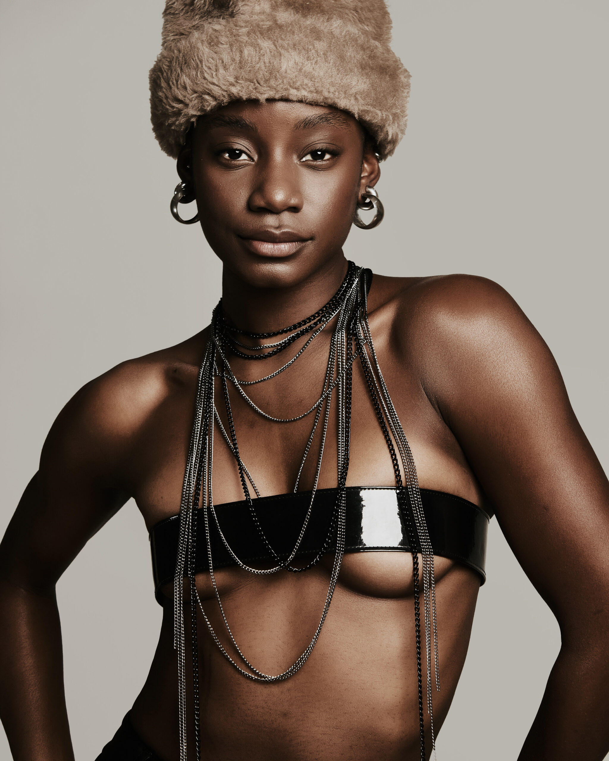 Ana Livia Santtos - Front Management