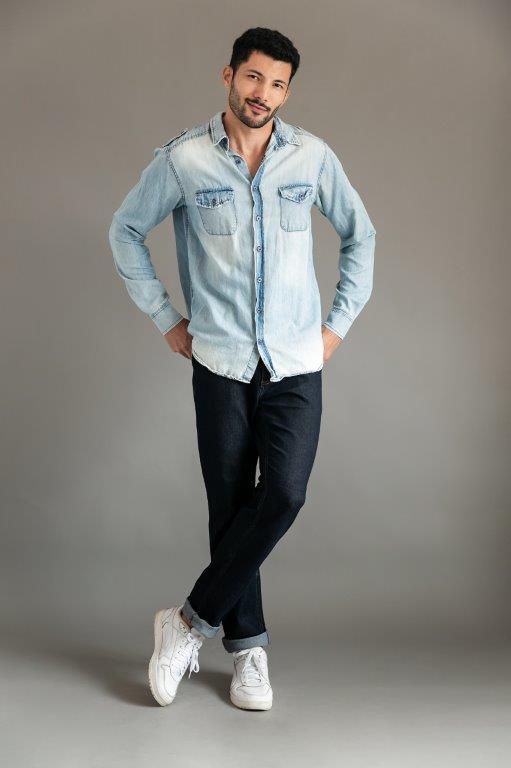 André Sena - Front Management