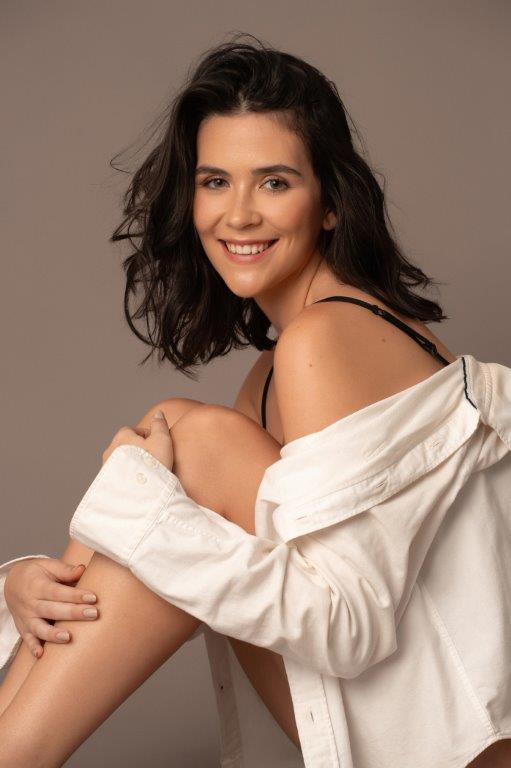 Bárbara Dyer - Front Management