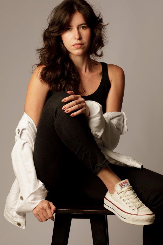 Bárbara Frinhani - Front Management