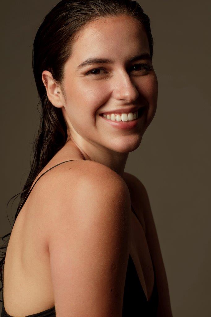 Bárbara Frinhani - Front Management