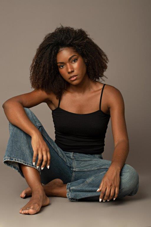 Bruna Gonçalves - Front Management