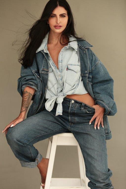 Bruna Henze - Front Management