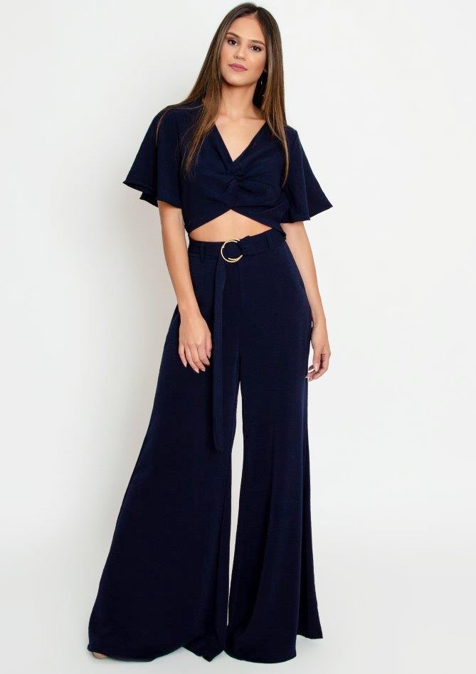 Camila Bisson - Front Management