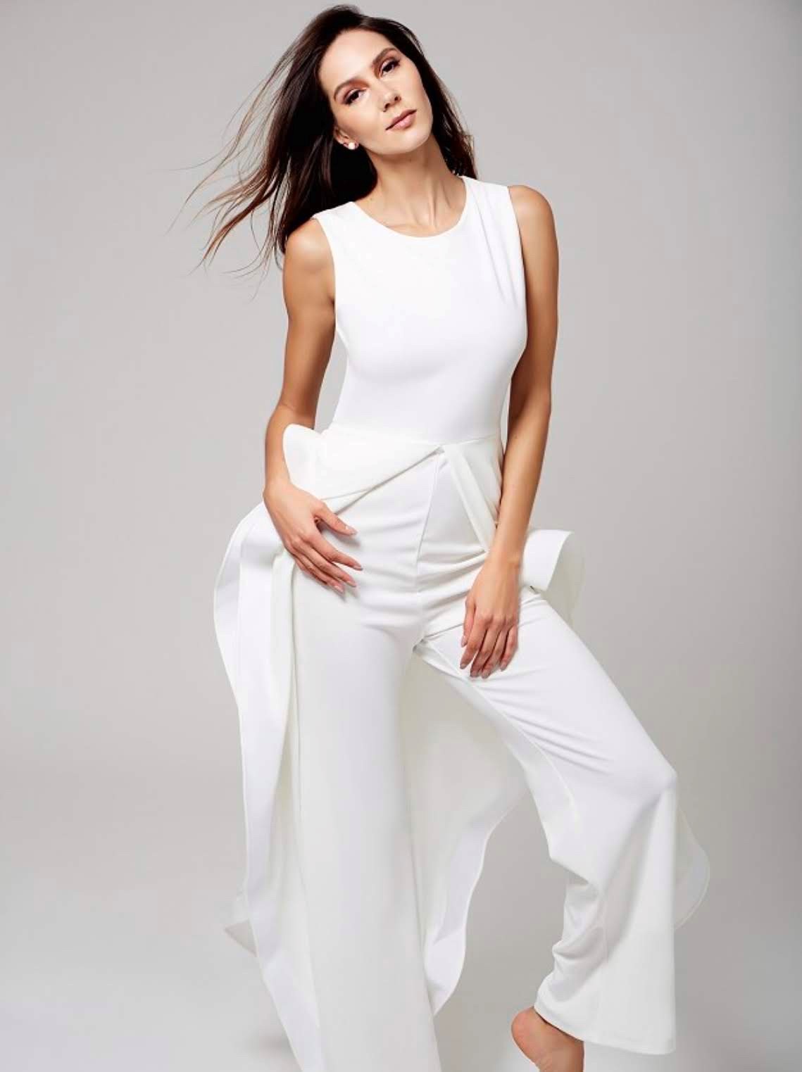 Carla Juliana Mello - Front Management