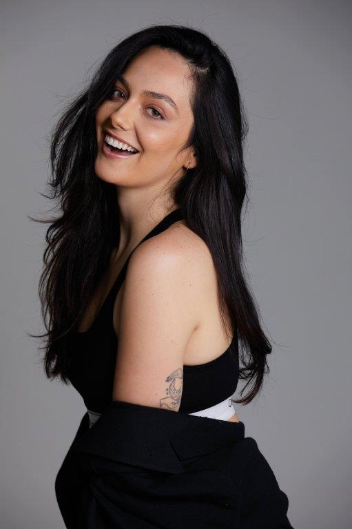 Carol Dias - Front Management