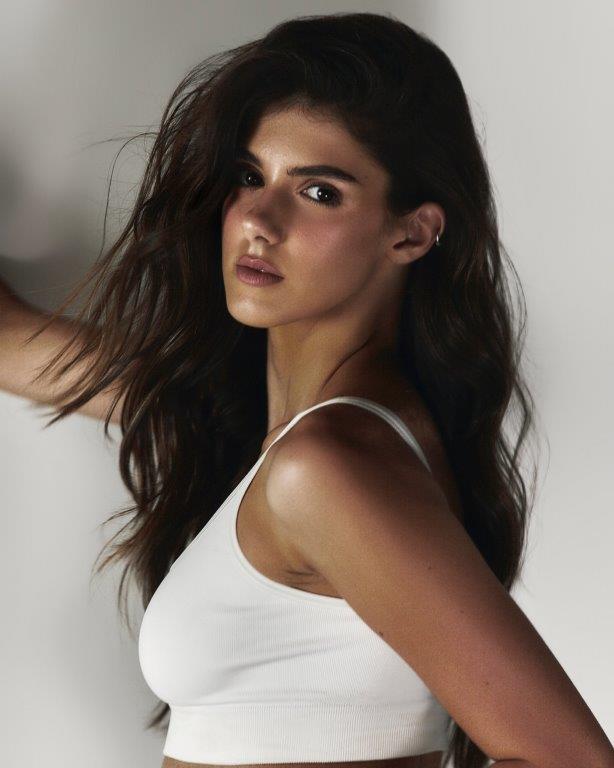 Carol Faria - Front Management