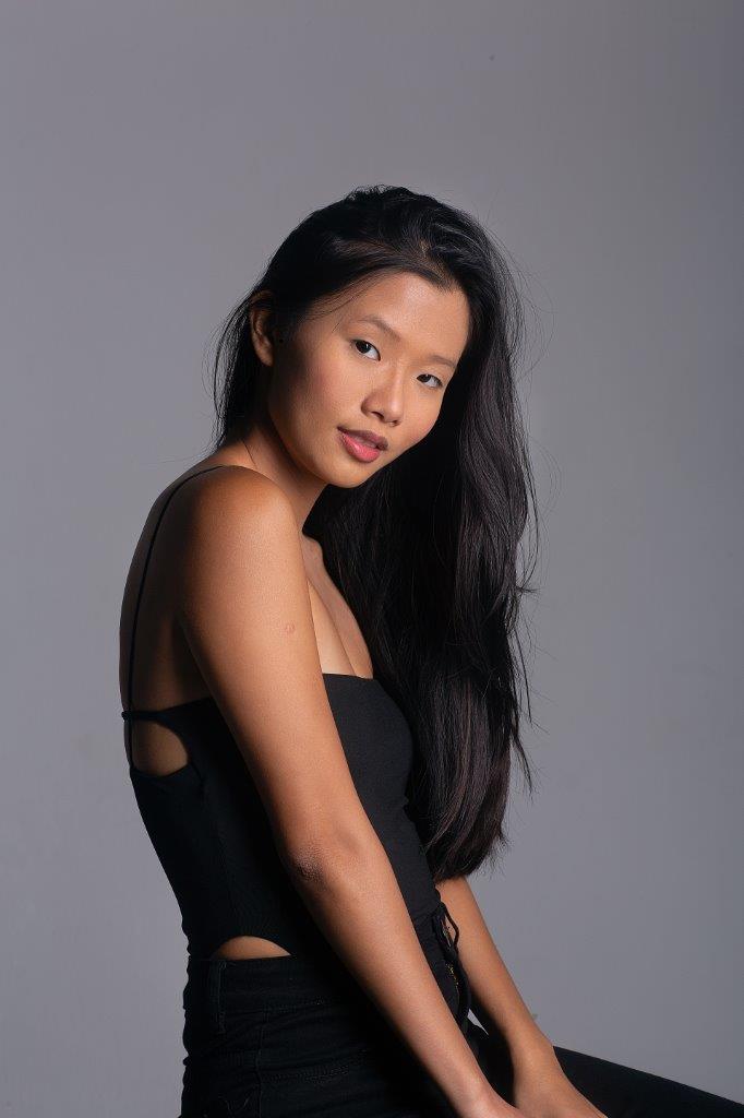 Carolina Lee - Front Management