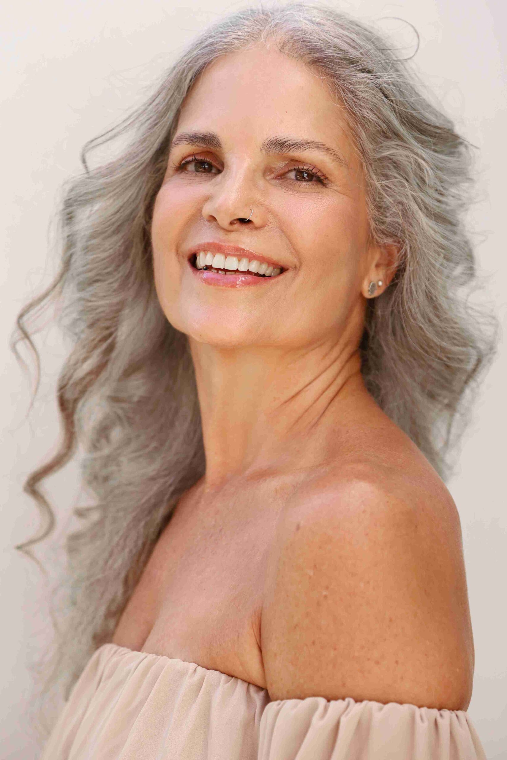 Cláudia Tavares - Front Management