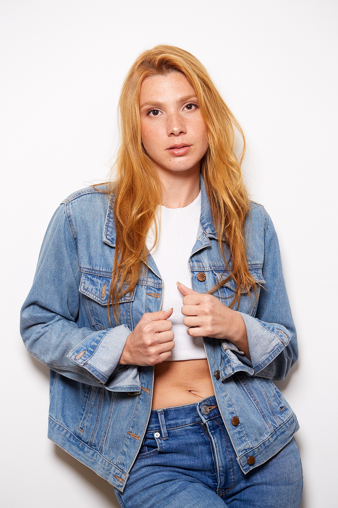 Daniella London - Front Management