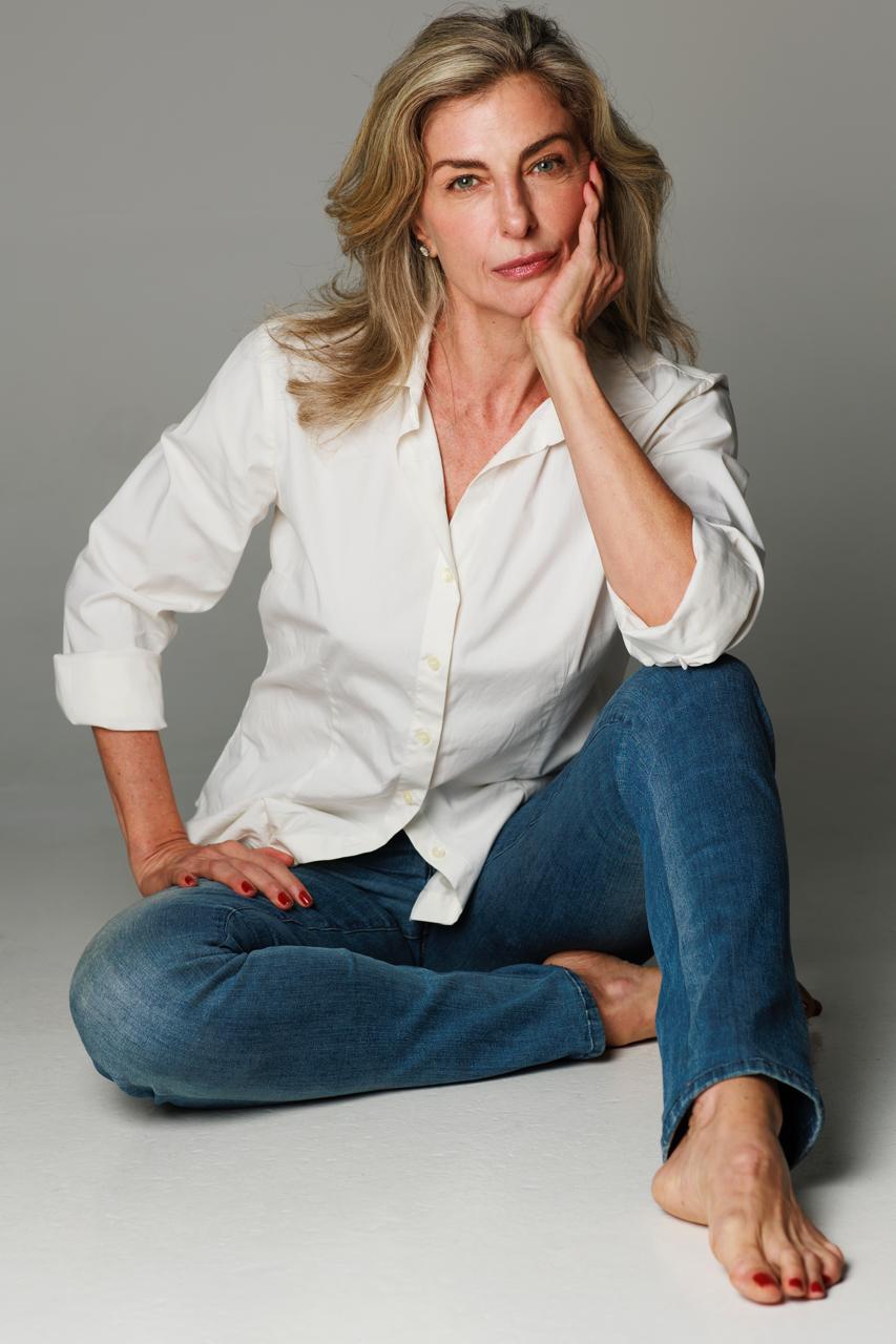 Deise Manttuano - Front Management