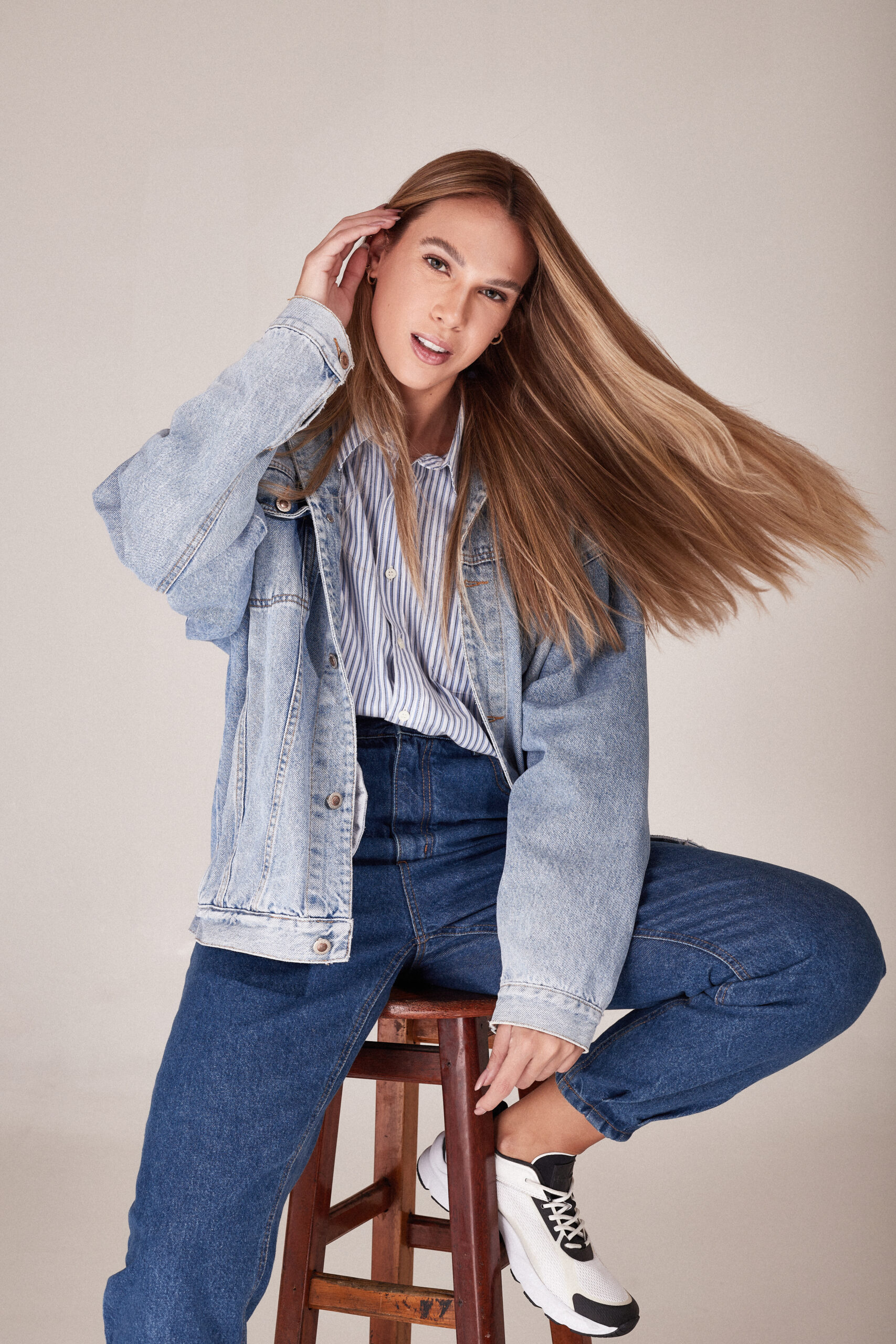 Eduarda Chambarelli - Front Management