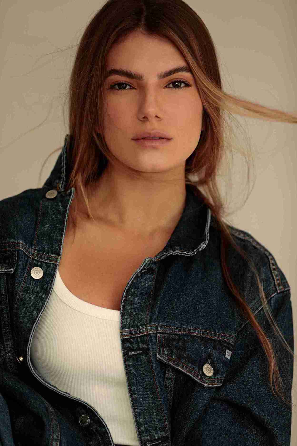 Eduarda Montenegro - Front Management