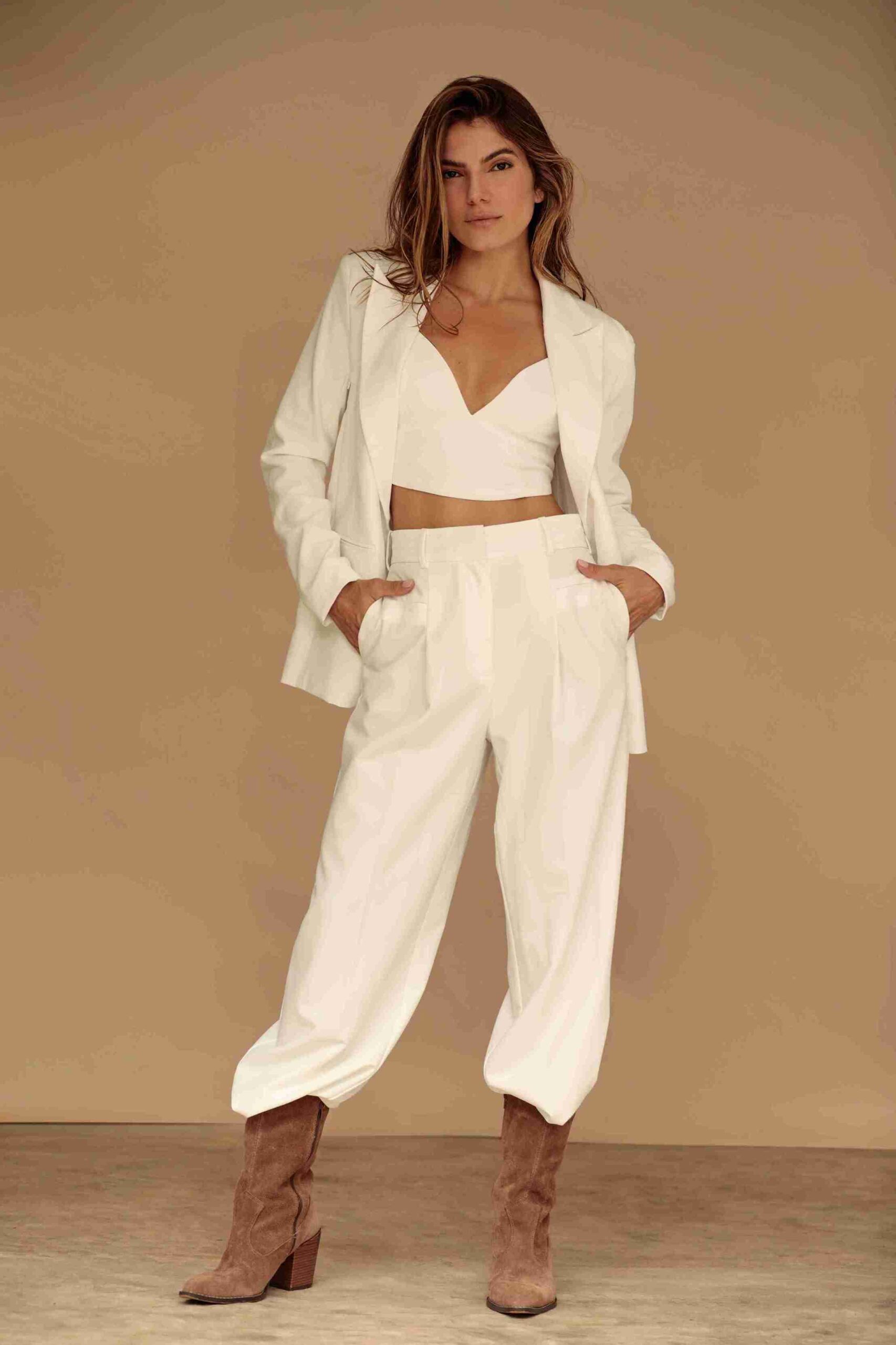 Eduarda Montenegro - Front Management