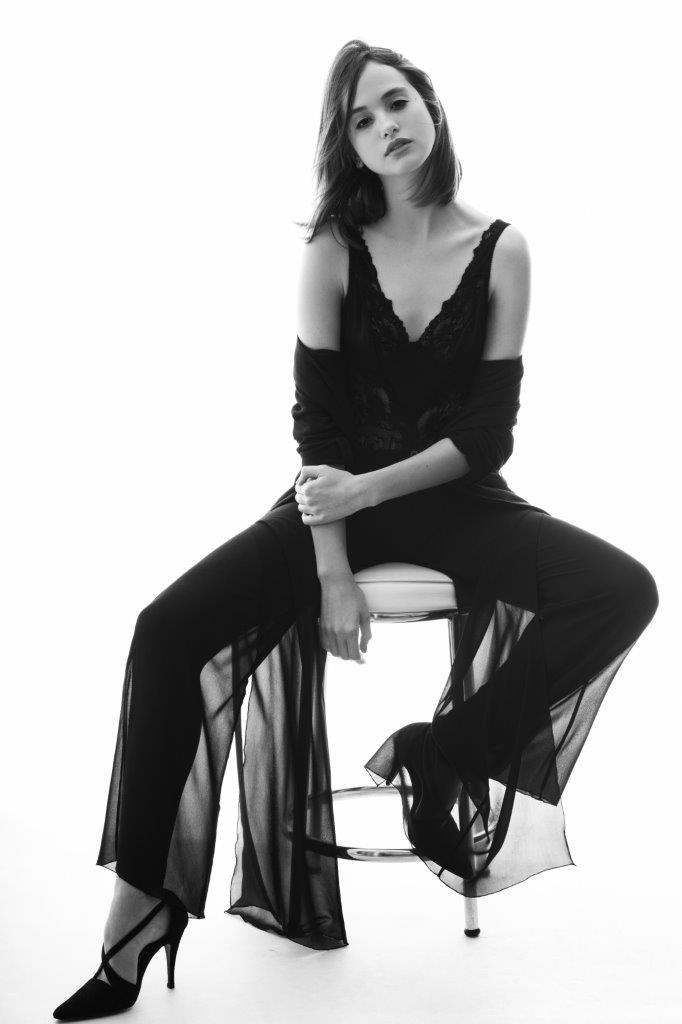 Emilie Rey - Front Management