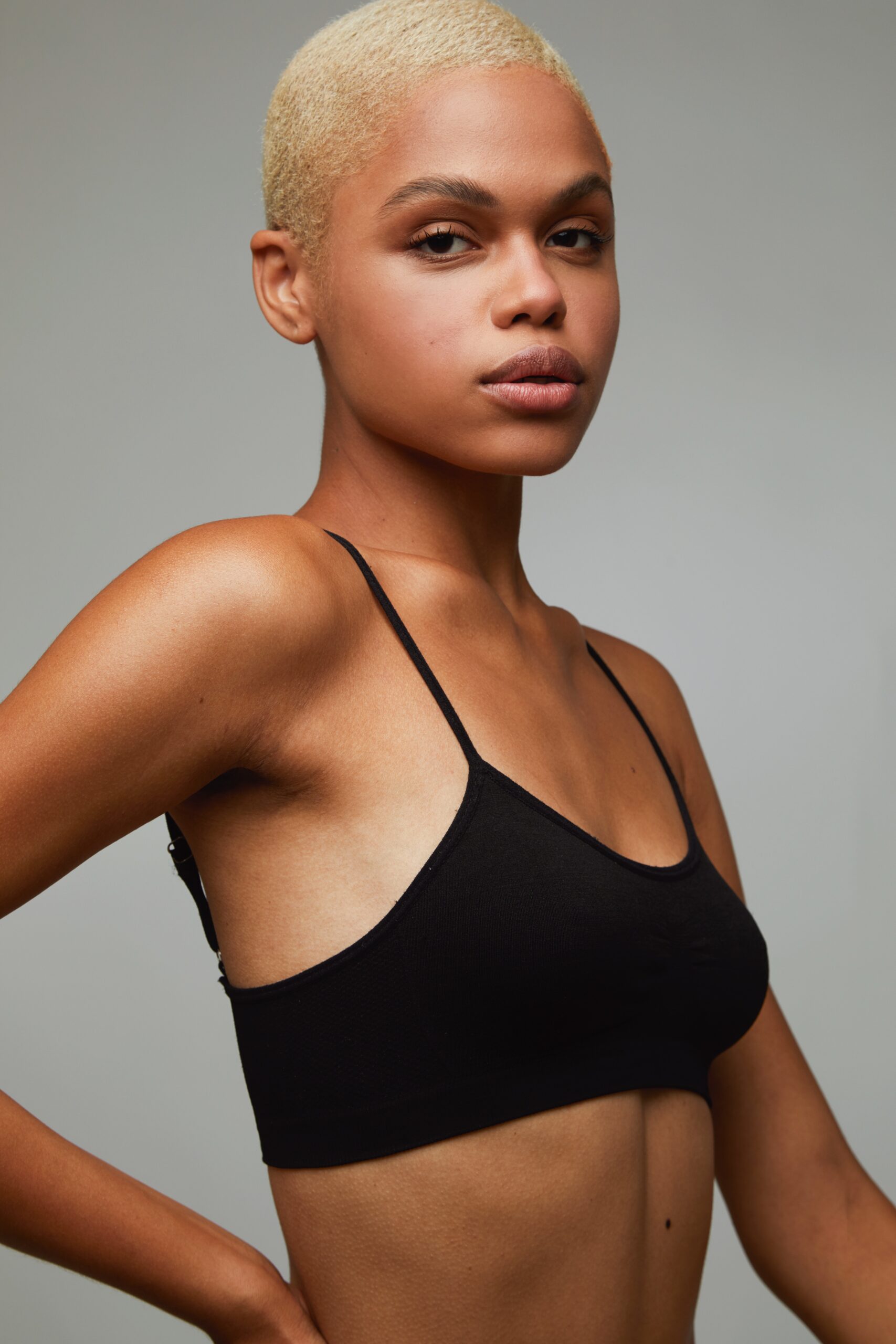 Emily Abreu - Front Management