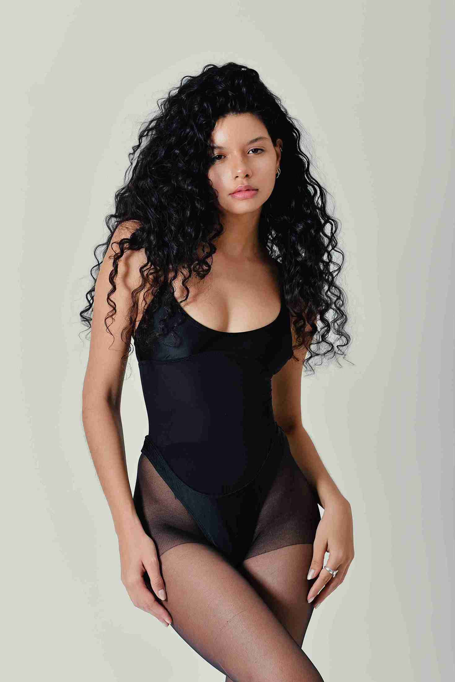 Gabriela - Front Management