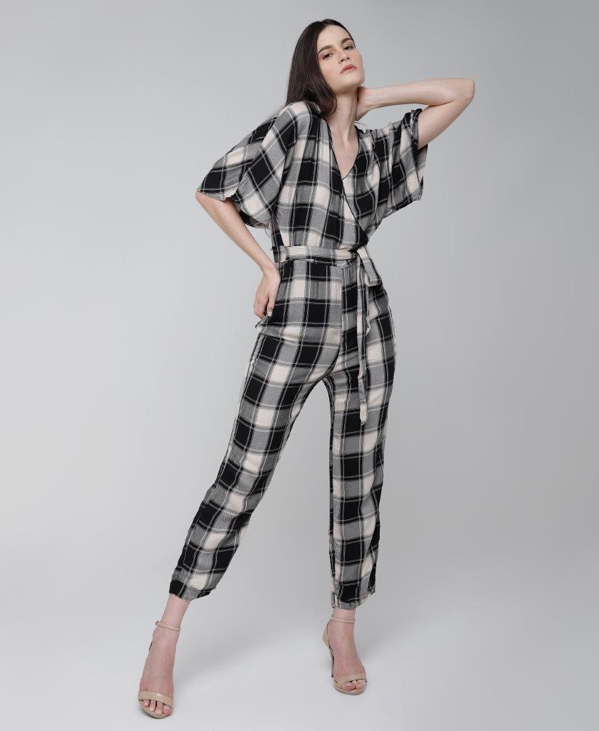 Gabriela Medina - Front Management