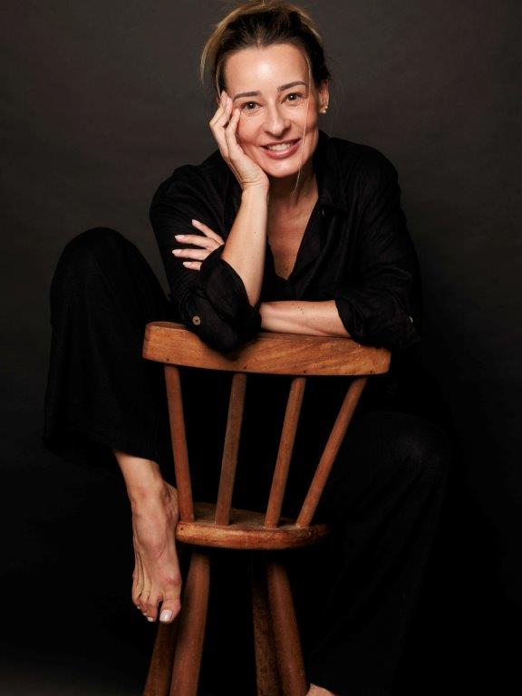 Gabrielle Guerra - Front Management