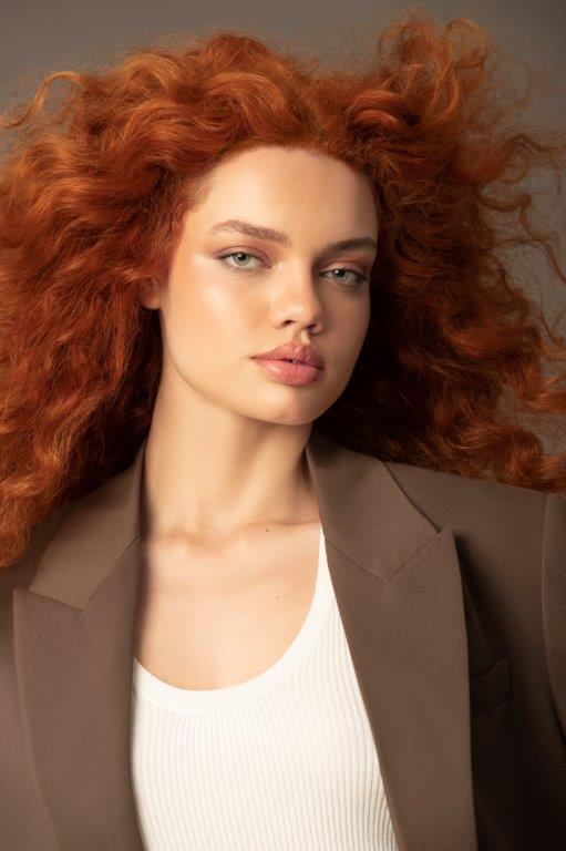 Geovana Coimbra - Front Management