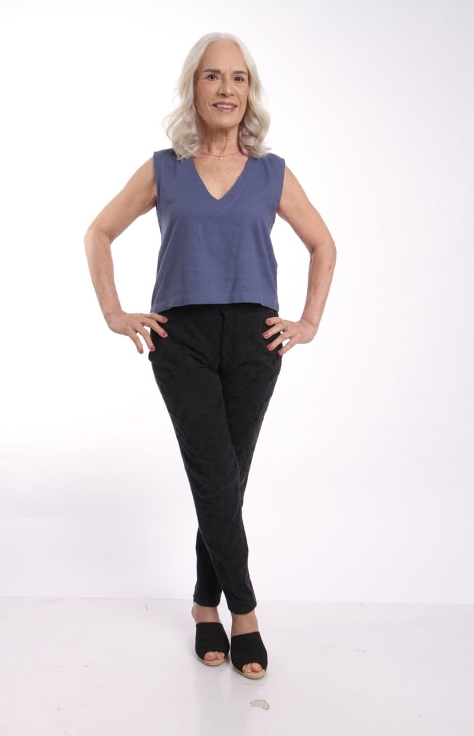 Hamilda Bastos - Front Management