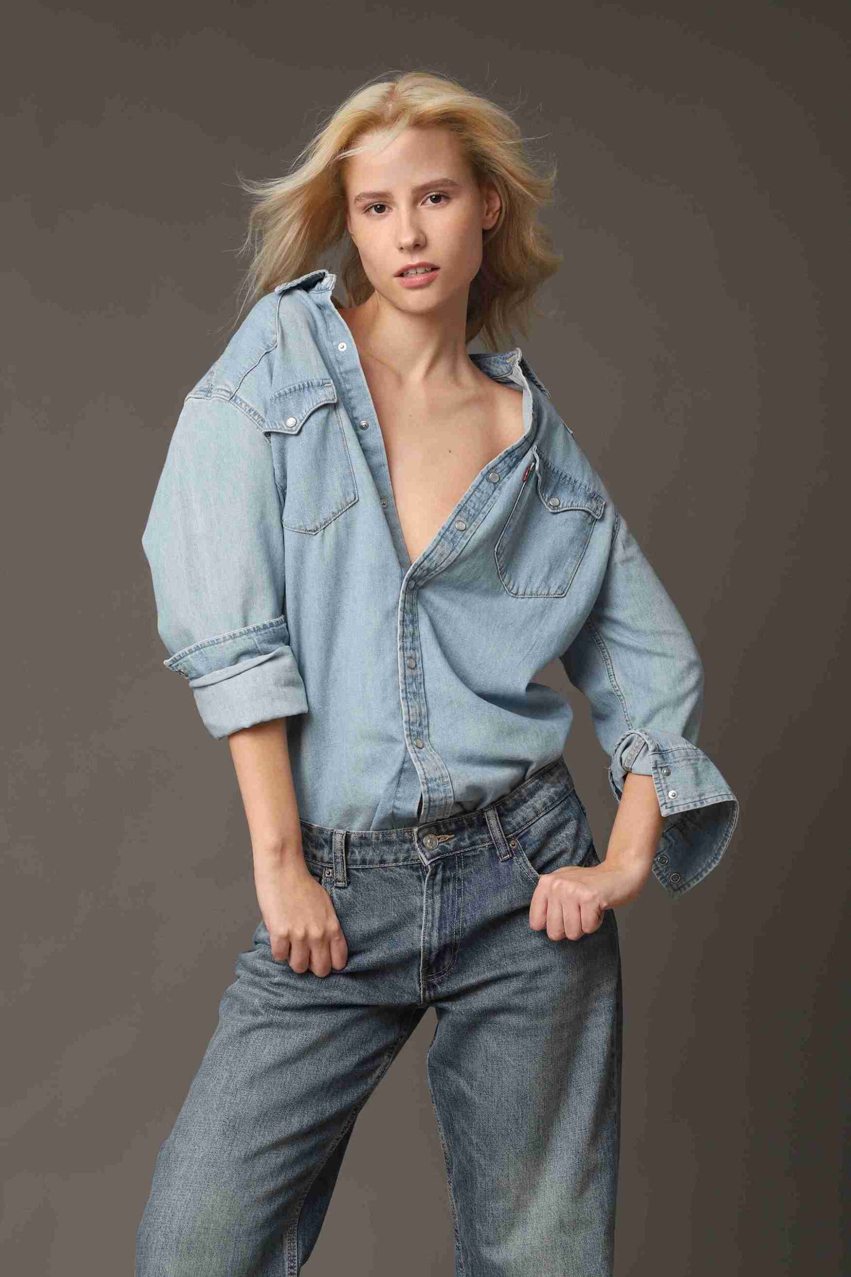 Hellen Beatryce - Front Management