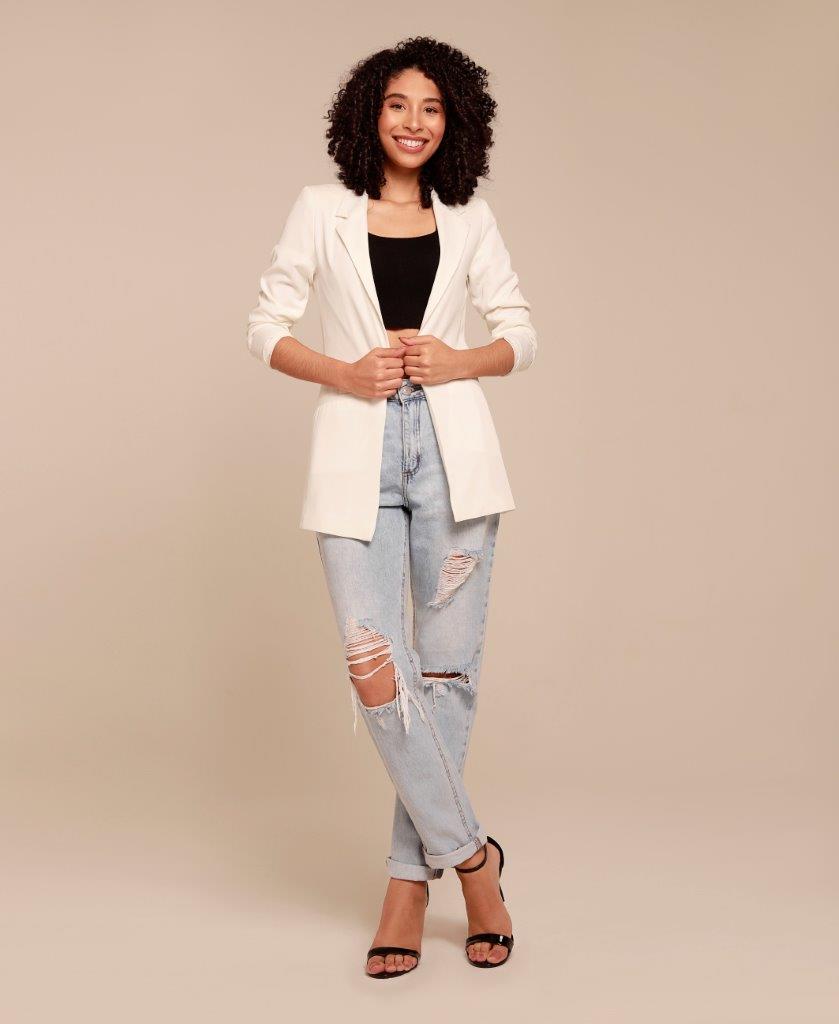 Iris Santana - Front Management