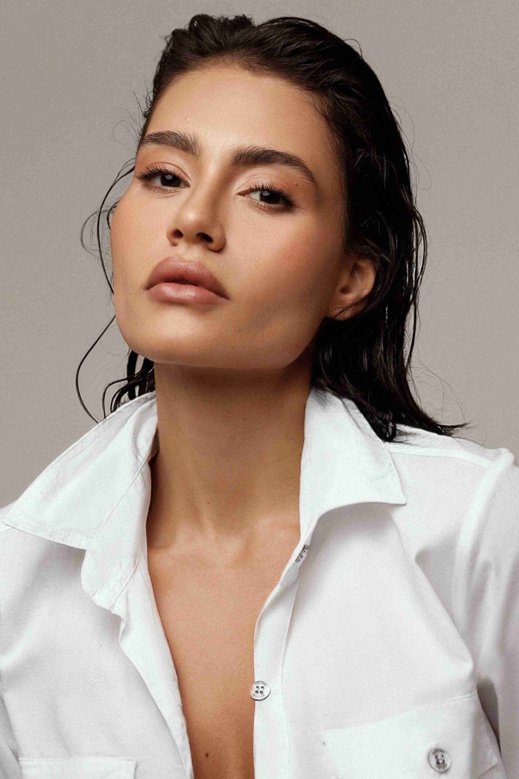 Isadora Meira - Front Management