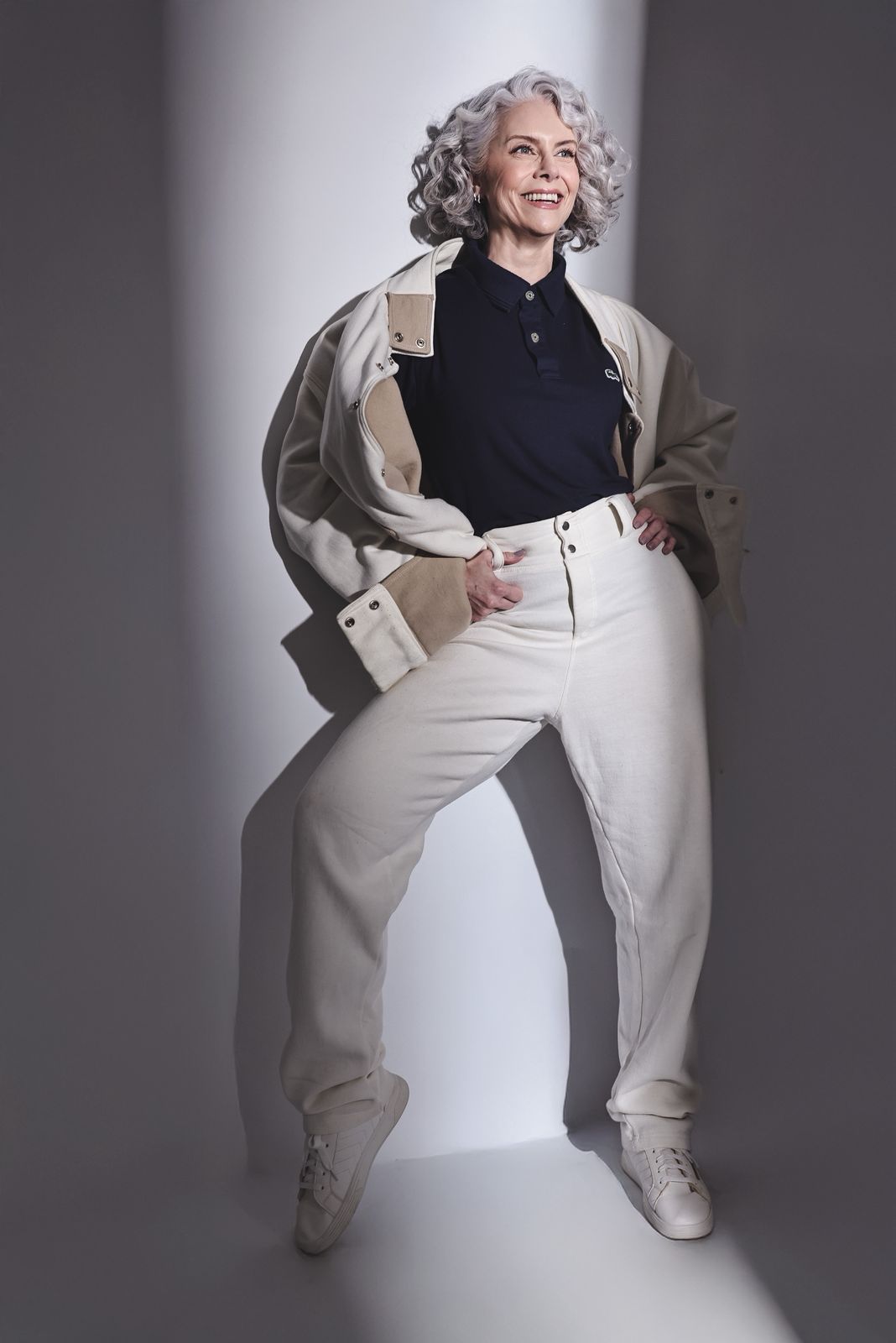 Janaina Peres - Front Management