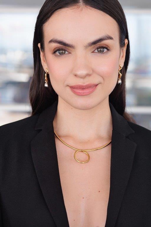 Jasmini Victoria - Front Management