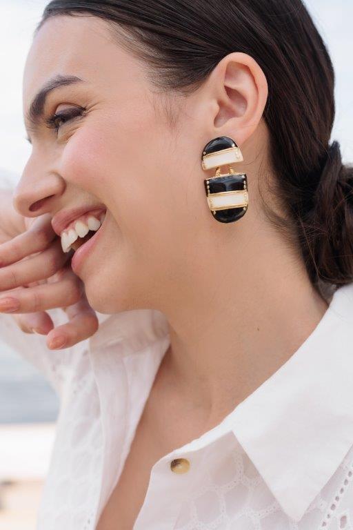 Jasmini Victoria - Front Management