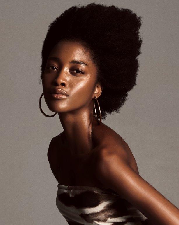 Jenny Guimarães - Front Management