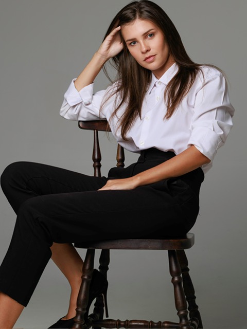 Jéssica Ferreira - Front Management