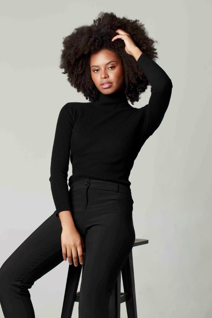 Jessica Machado - Front Management