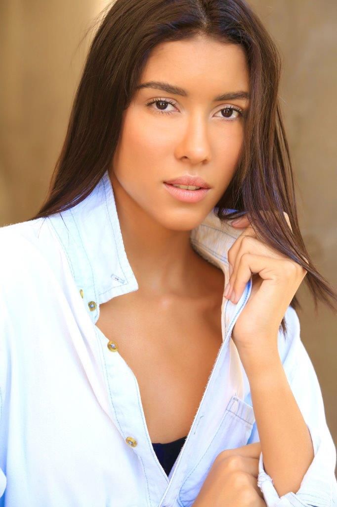 Júlia Costa - Front Management