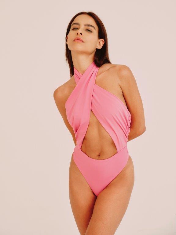 Juliana Calderari - Front Management